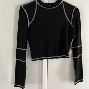 Black crop long sleeve top